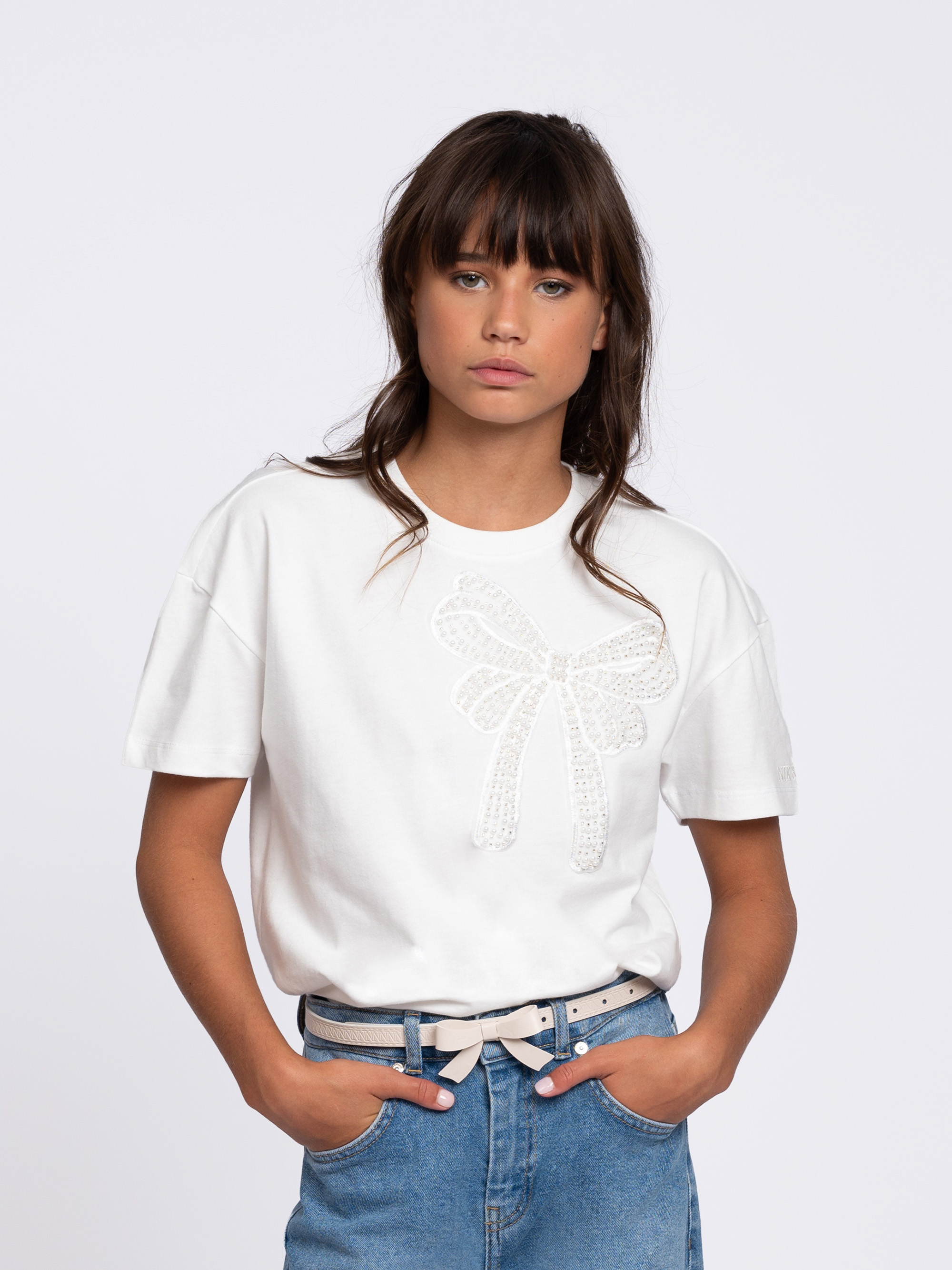 T-shirt with pearl bow detail