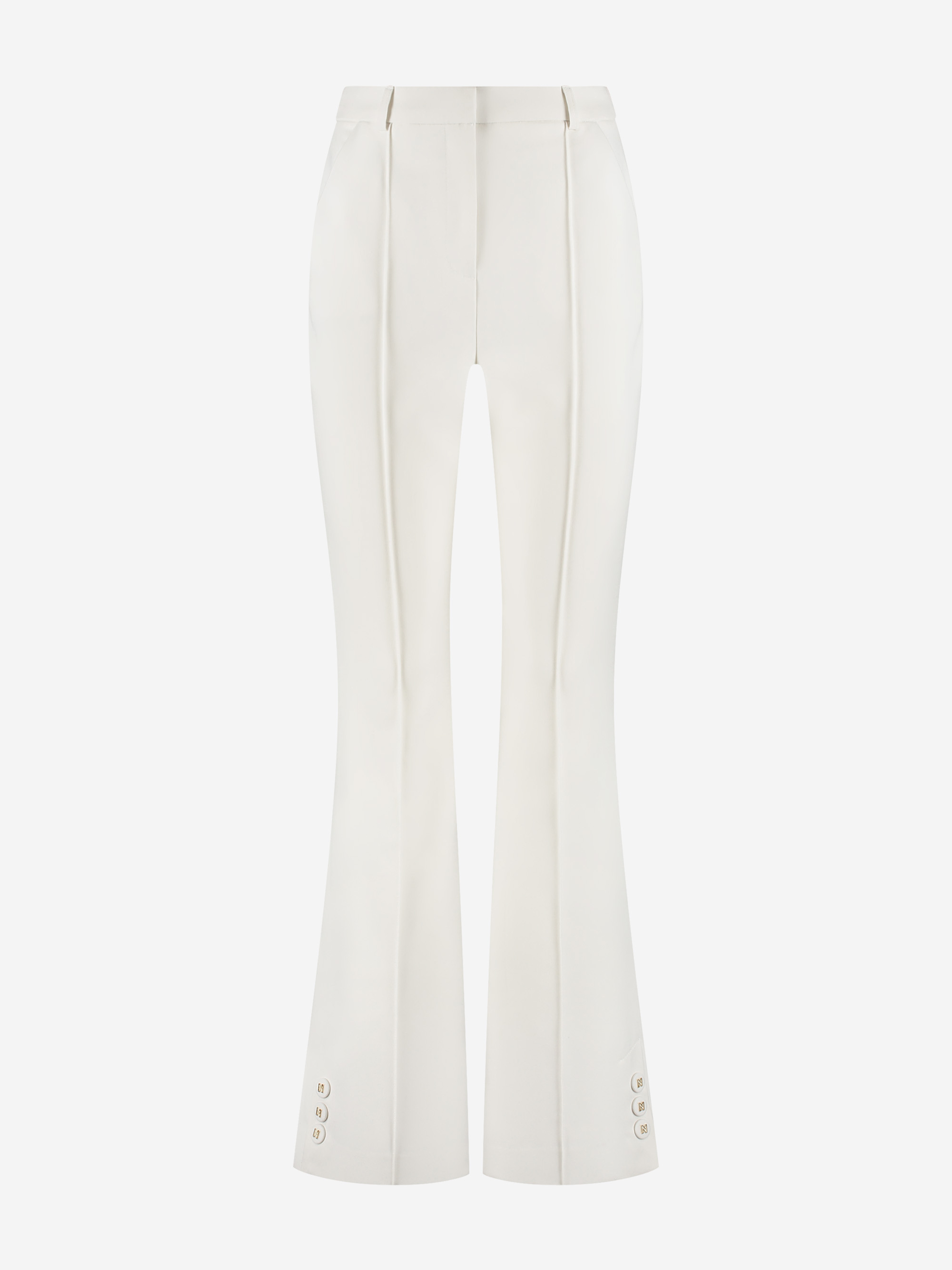Aansluitende flared pantalon met naden en N-knopen 