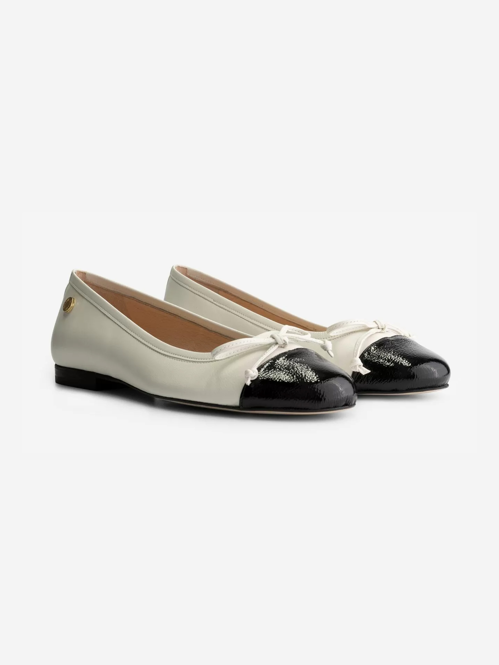 Ballerina met strikje