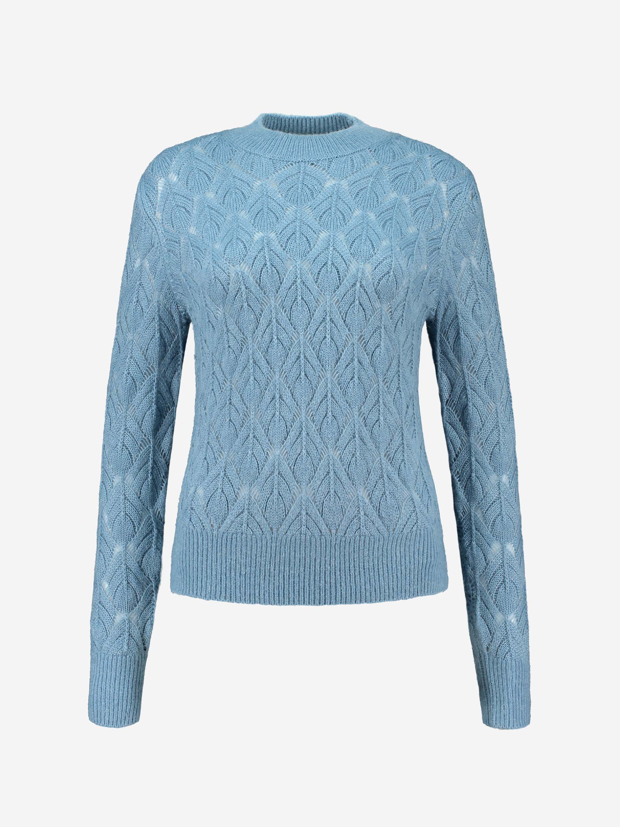 Semitransparent jumper 