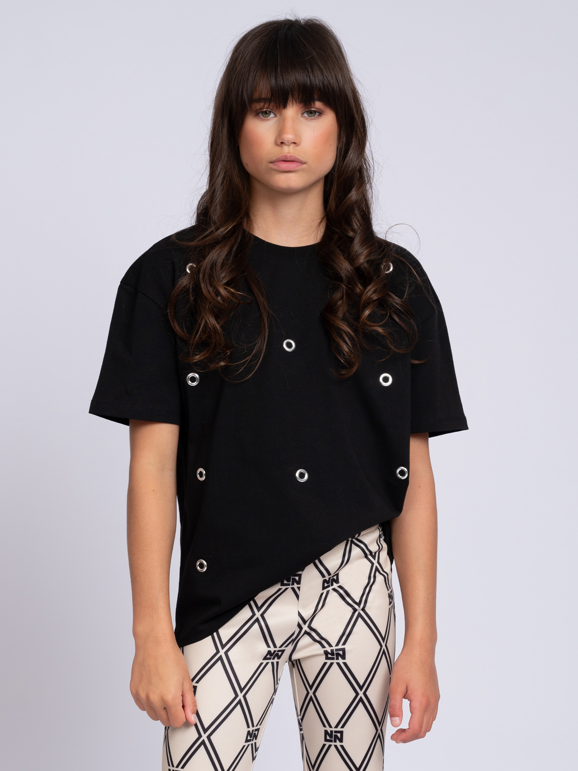T-shirt met decoratieve ringetjes