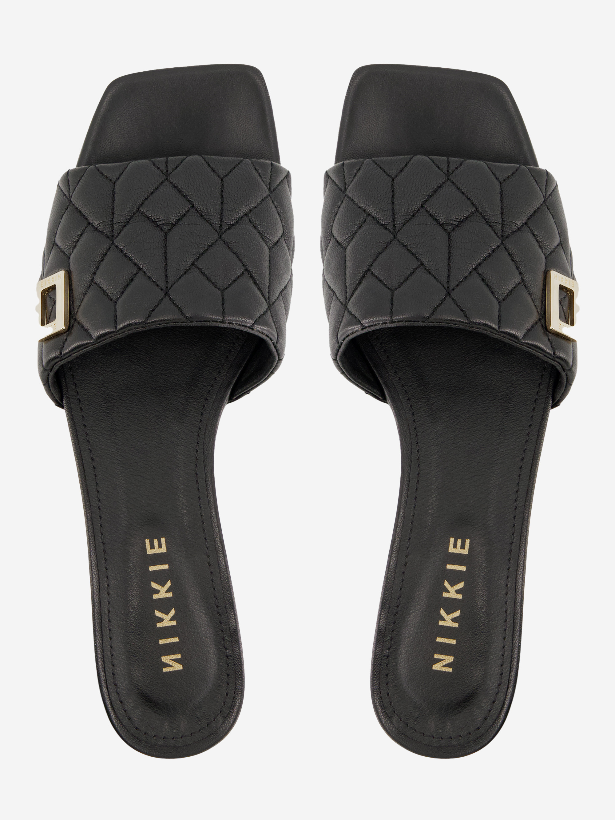 Leather sandal with padded instep strap