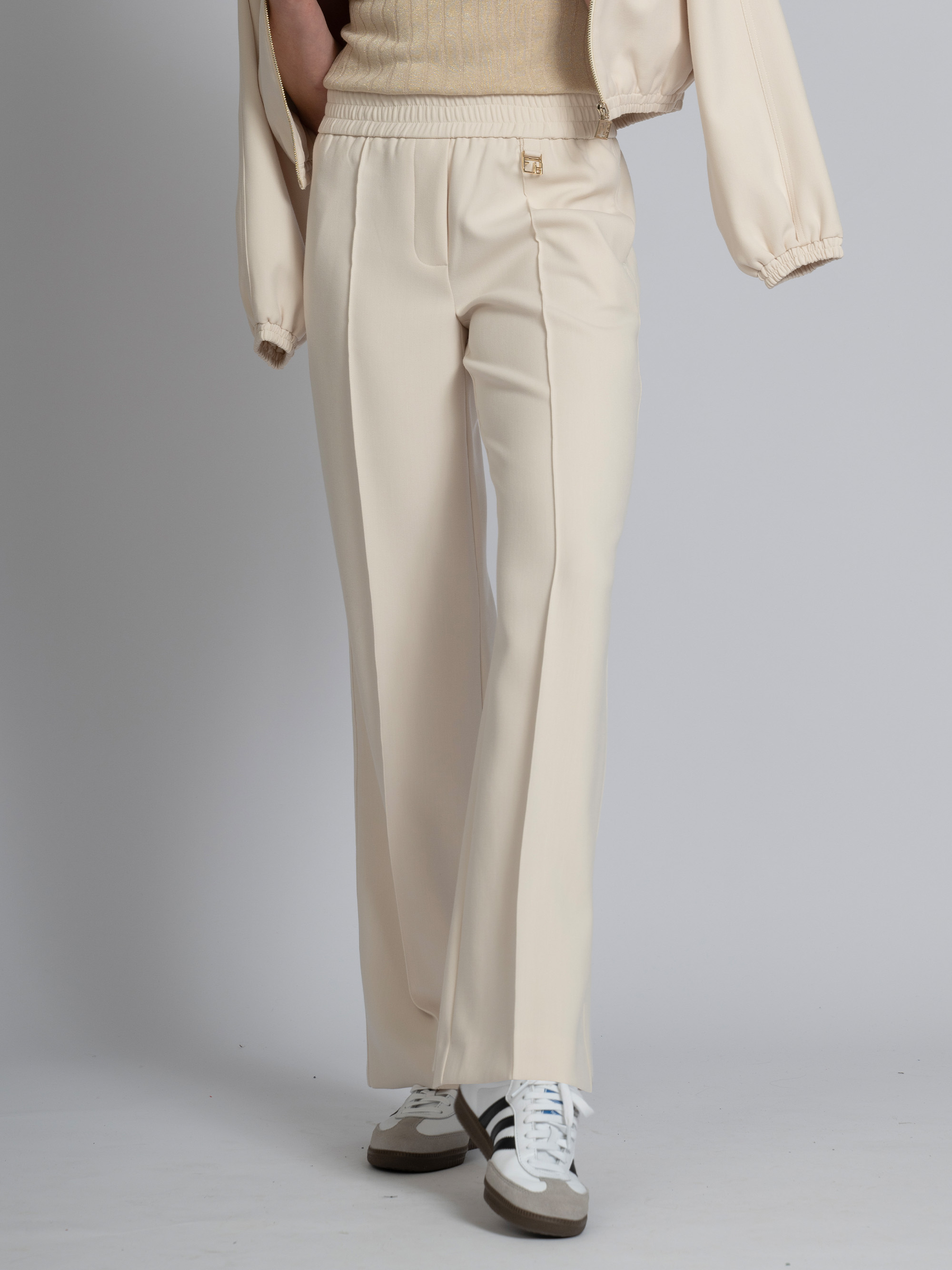 Losvallende broek met elastische taille en FH logo