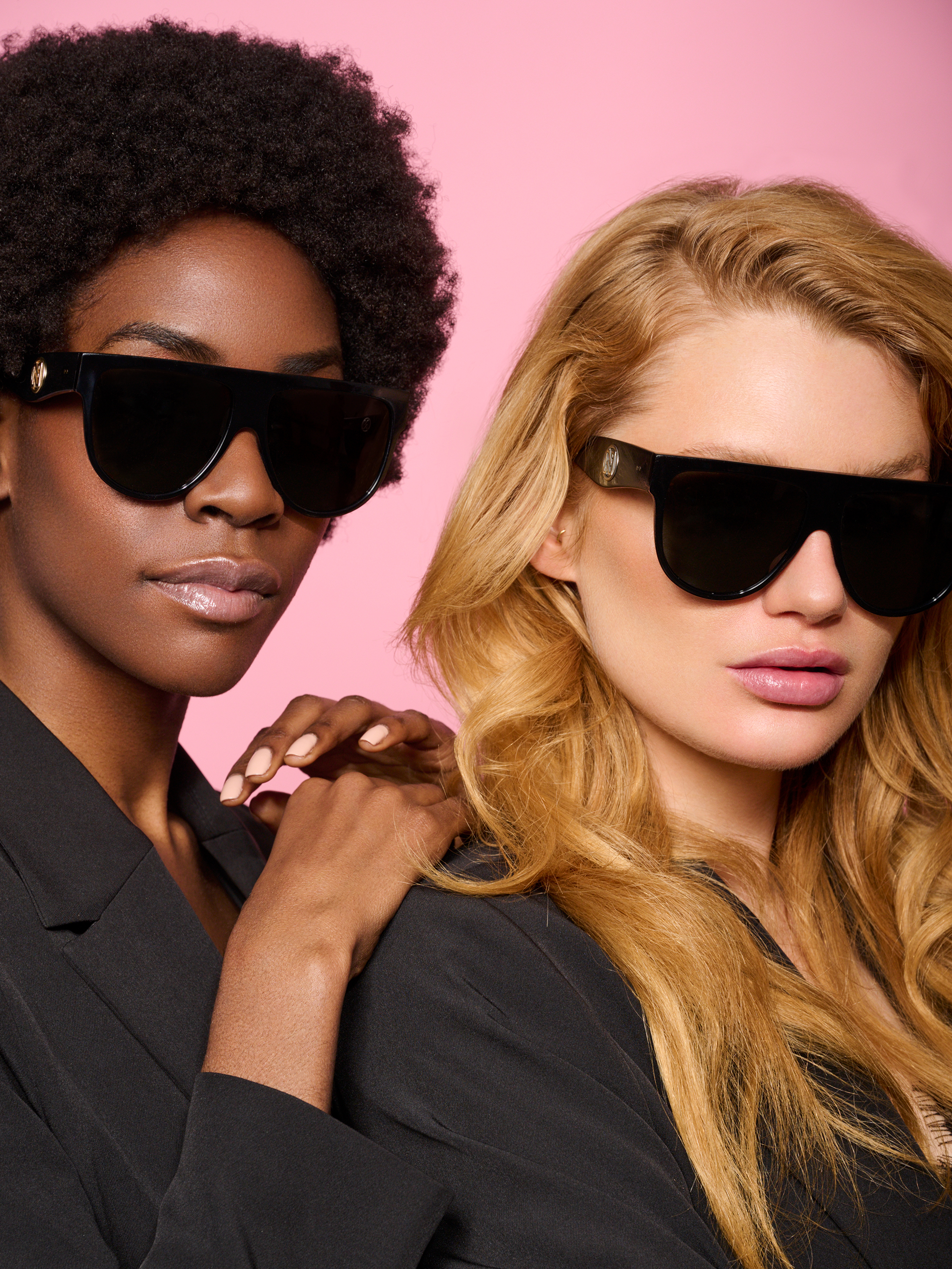 Bold sunglasses with Acetate frame 