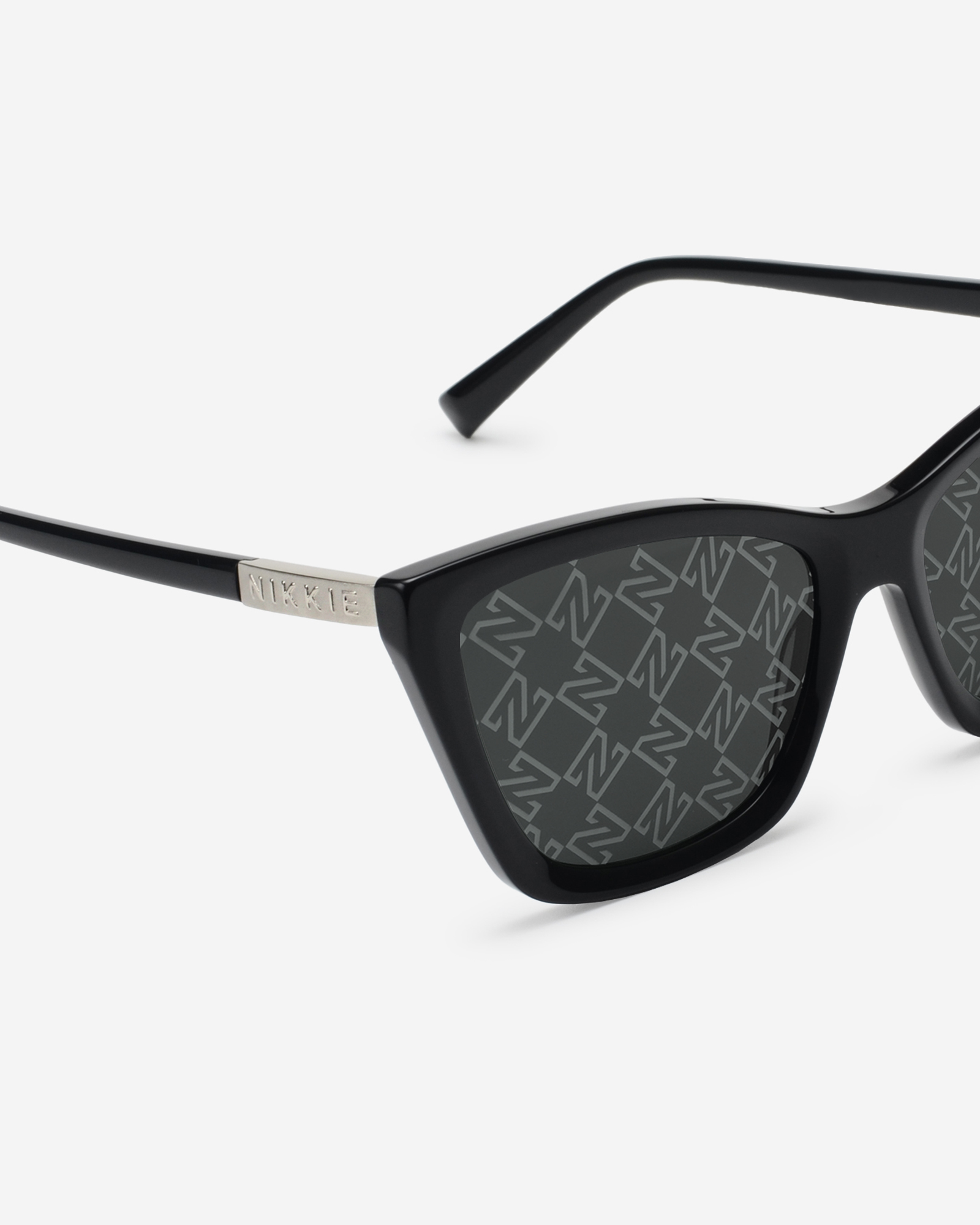 Daisy Logo Sunglasses