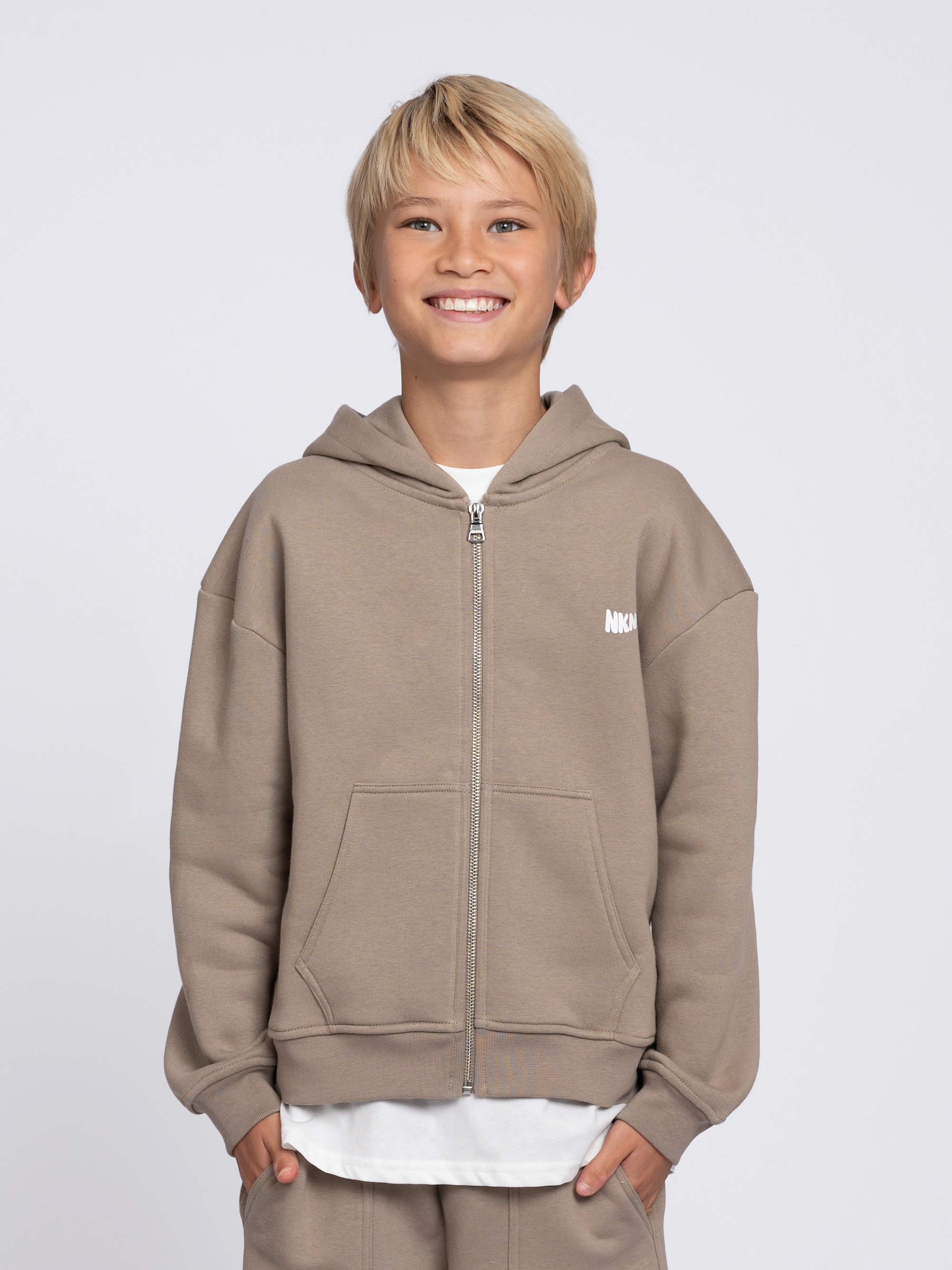 Vest met capuchon en logo