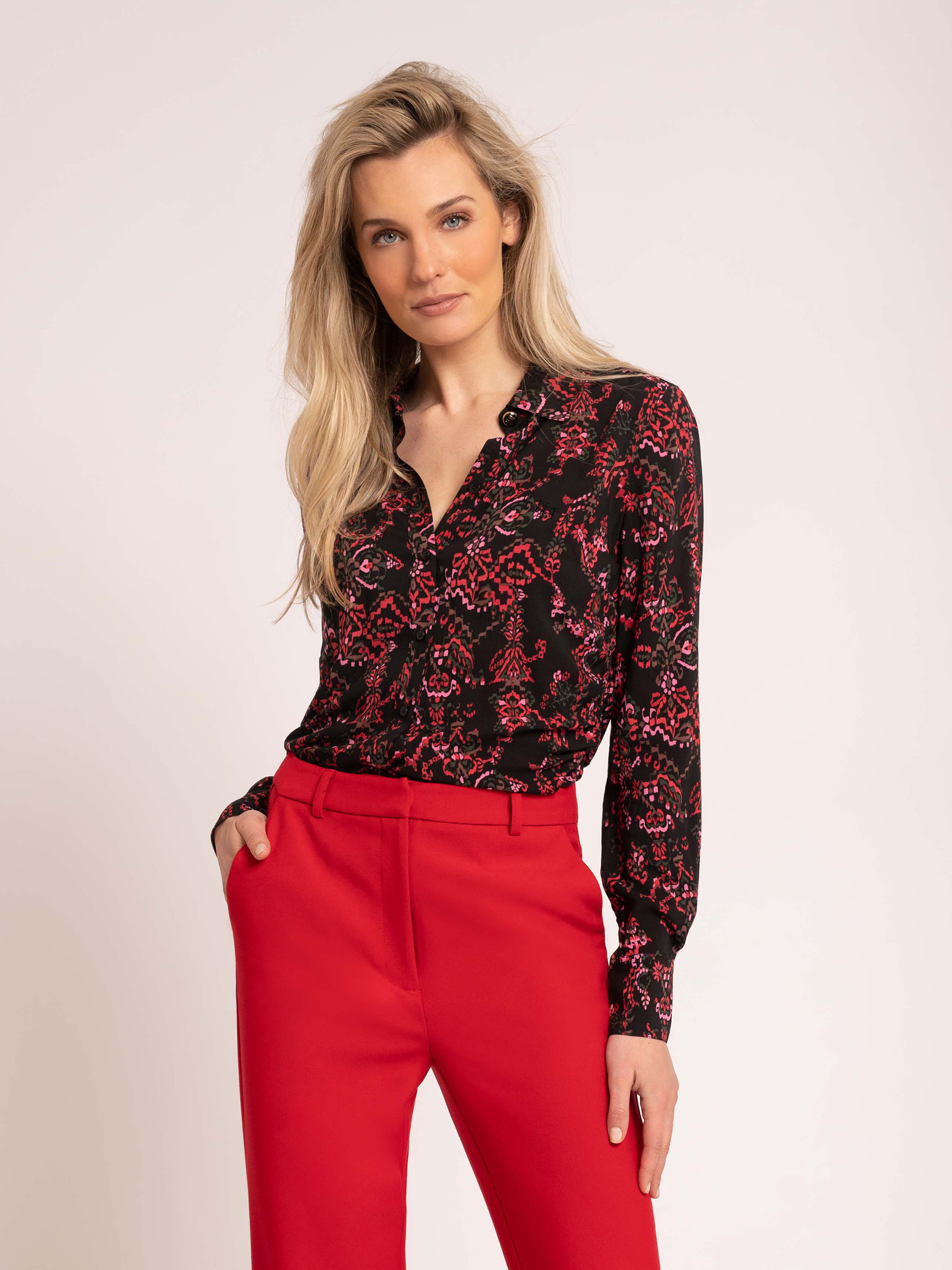 Blouse with flower print